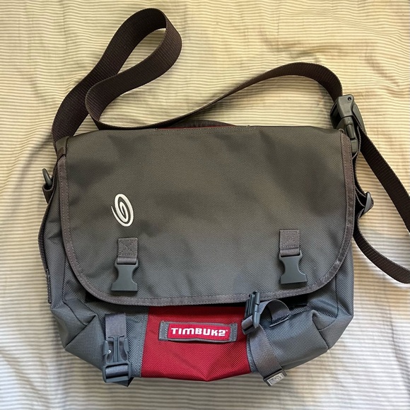 Timbuk2 D-Lux laptop messenger bag